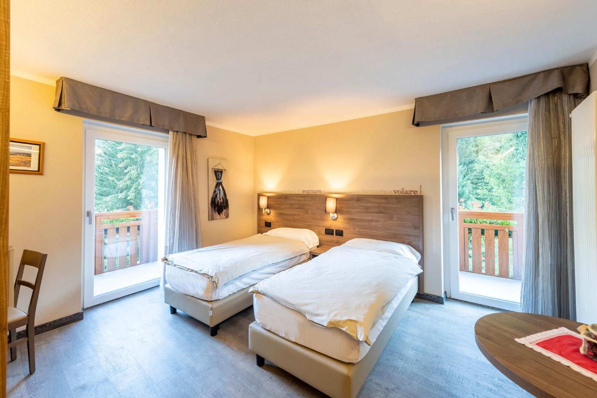 Hotel Alpino Wellness & Spa Peio Fonti Kültér fotó