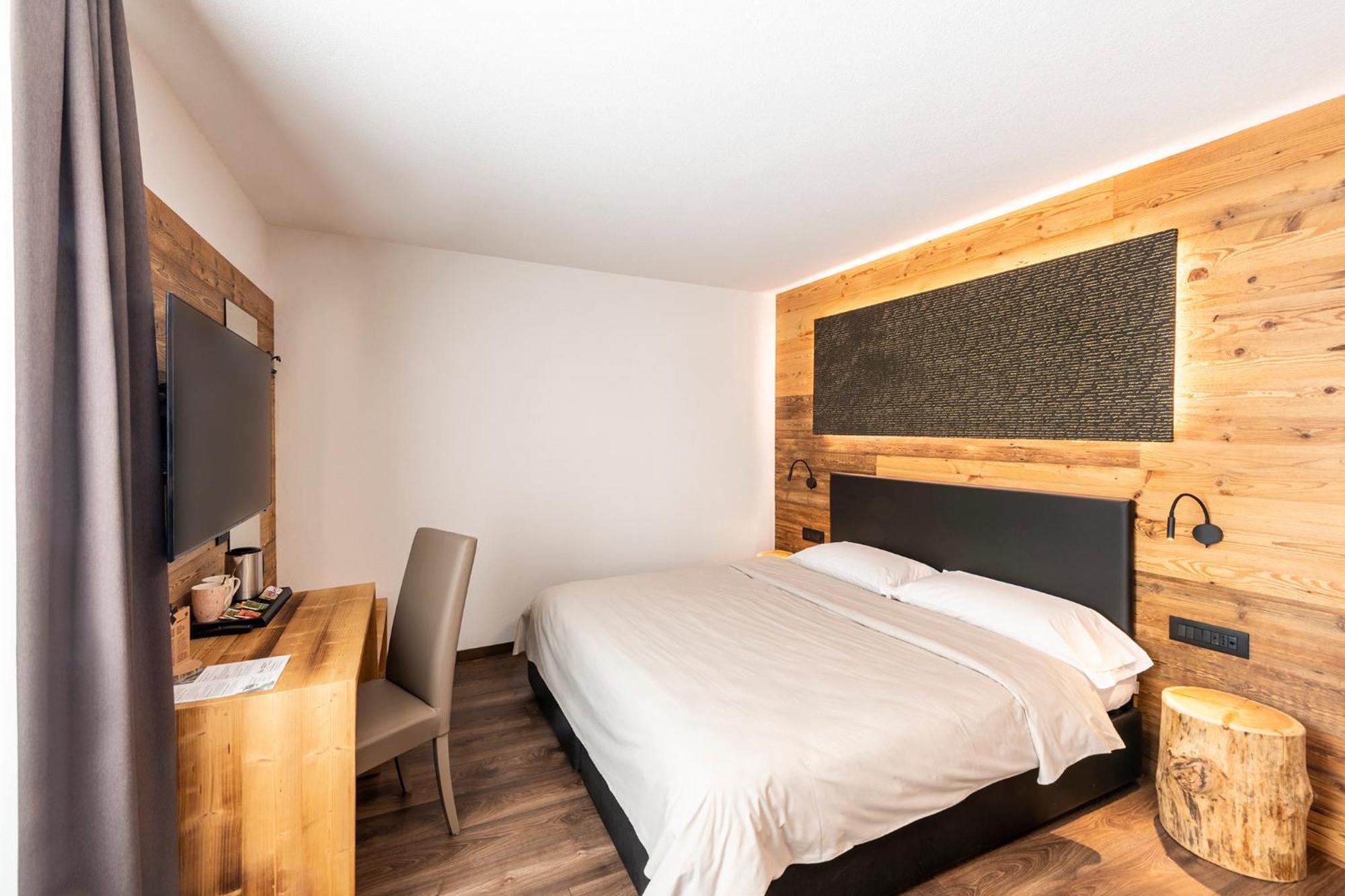 Hotel Alpino Wellness & Spa Peio Fonti Kültér fotó